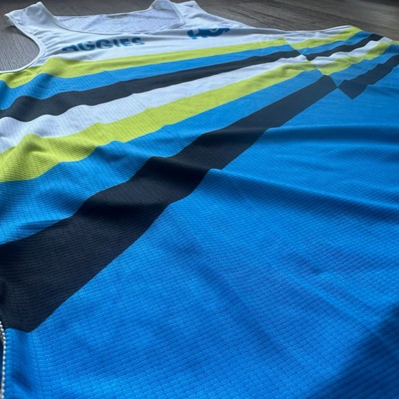 Womens HOKA One Elite Micro-Perforated Aggies Run Club Running Race Singlet NWT - Picture 4 of 8